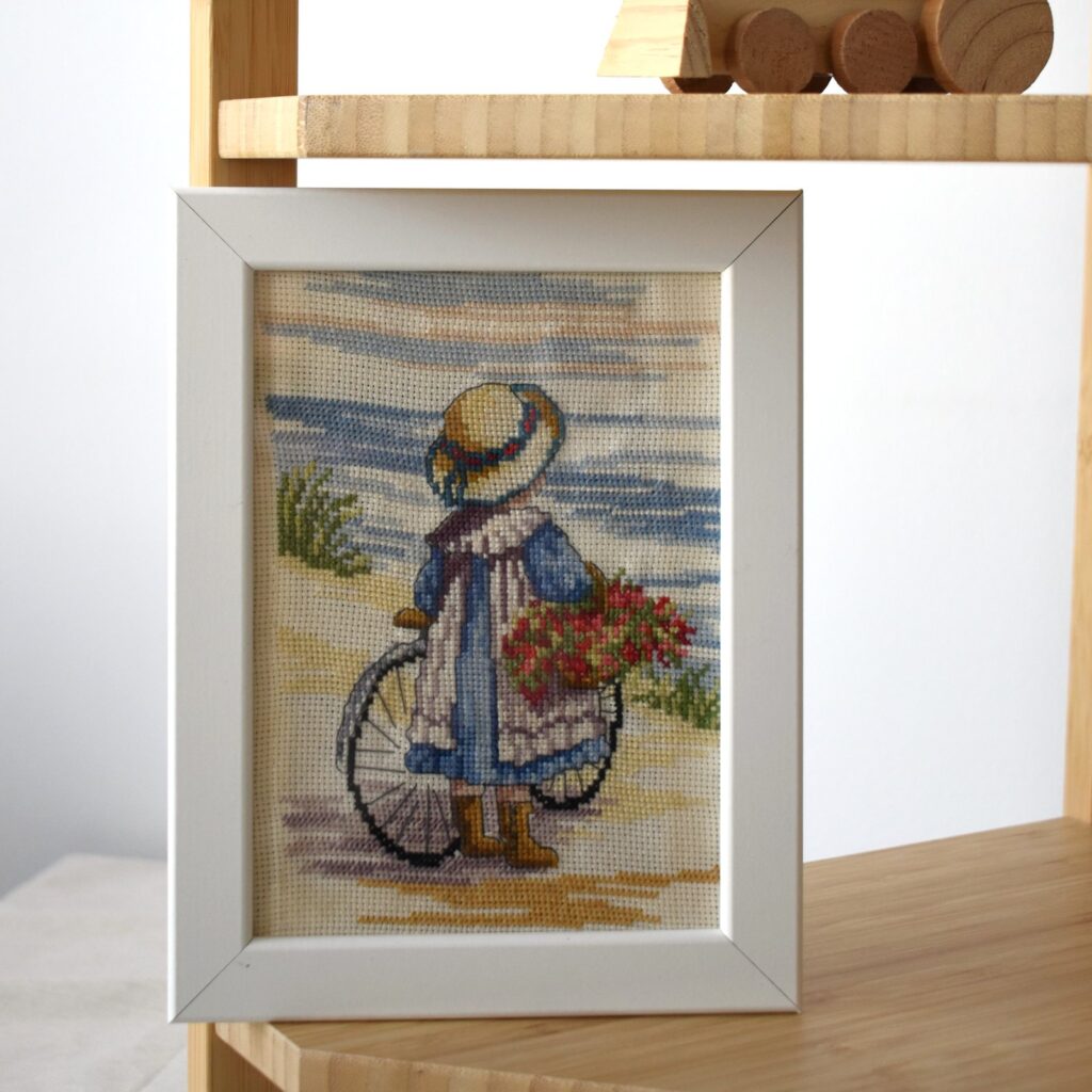 Cuadro Niña en Bici
