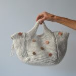 Bolso de Lana con Botones 1