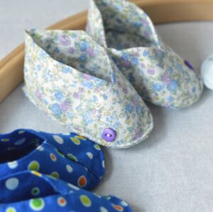 Zapatos Flores Azules y Moradas
