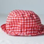 Sombrero Cuadros Rojos y Blancos 2