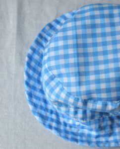 Sombrero Cuadros Azules y Blancos